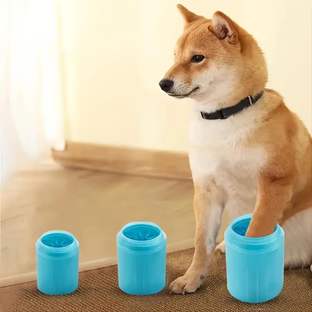 Dog paw cleaner cup – portable silicone brush for muddy paws