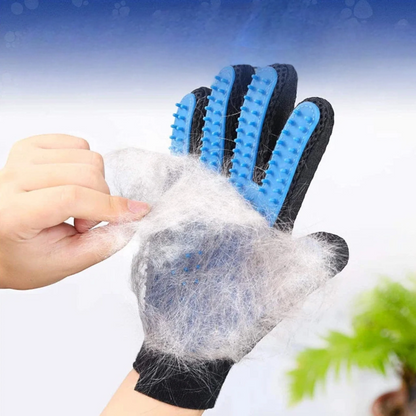 Pet grooming glove – hair remover brush for dogs and cats