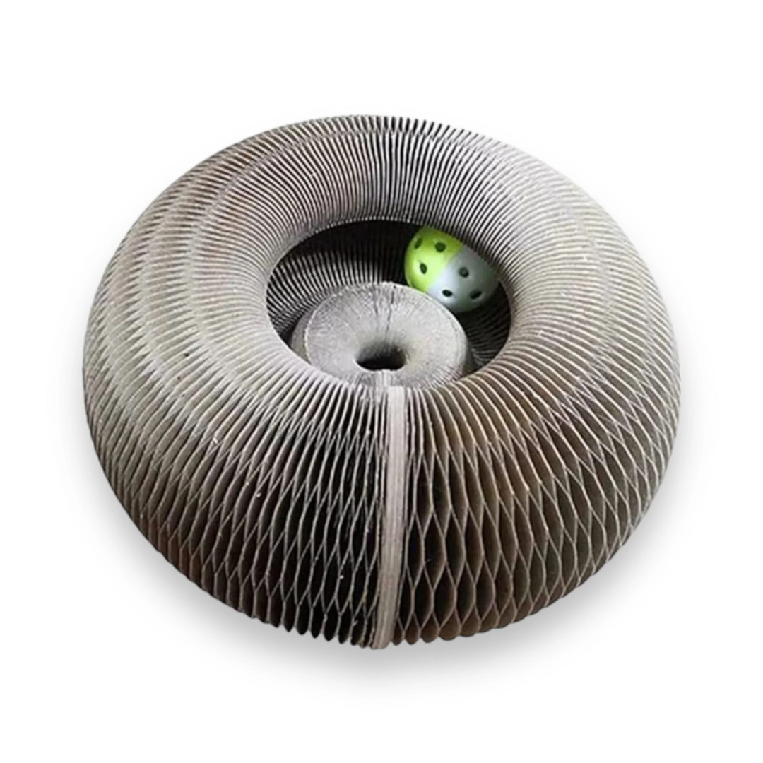 Cardboard cat toy – round scratcher with ball for indoor use
